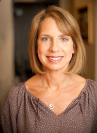 Dr. Cindy  Behrens DMD
