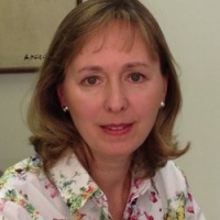 Dr. Jolanta Zofia Holzmann DDS, Dentist