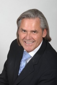 Dr. Robert M Walley DDS, Dentist