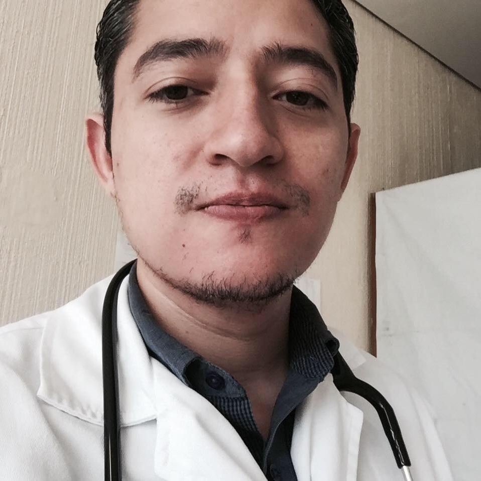 Miguel Alejandro Benitez Sanfeliz, Internist