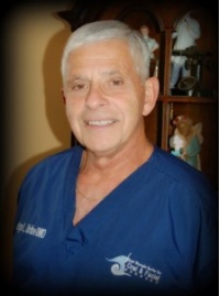 Dr. Rodrigo Lorenzo Uribe D.M.D.
