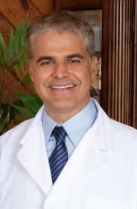 Dr. Celso D Seretti DDS, Dentist