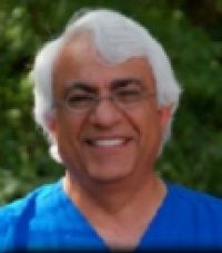 Dr. Edward  Moayyad MD