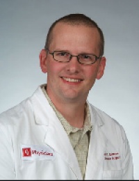 Dr. Zachary V Roberts MD, Orthopedist