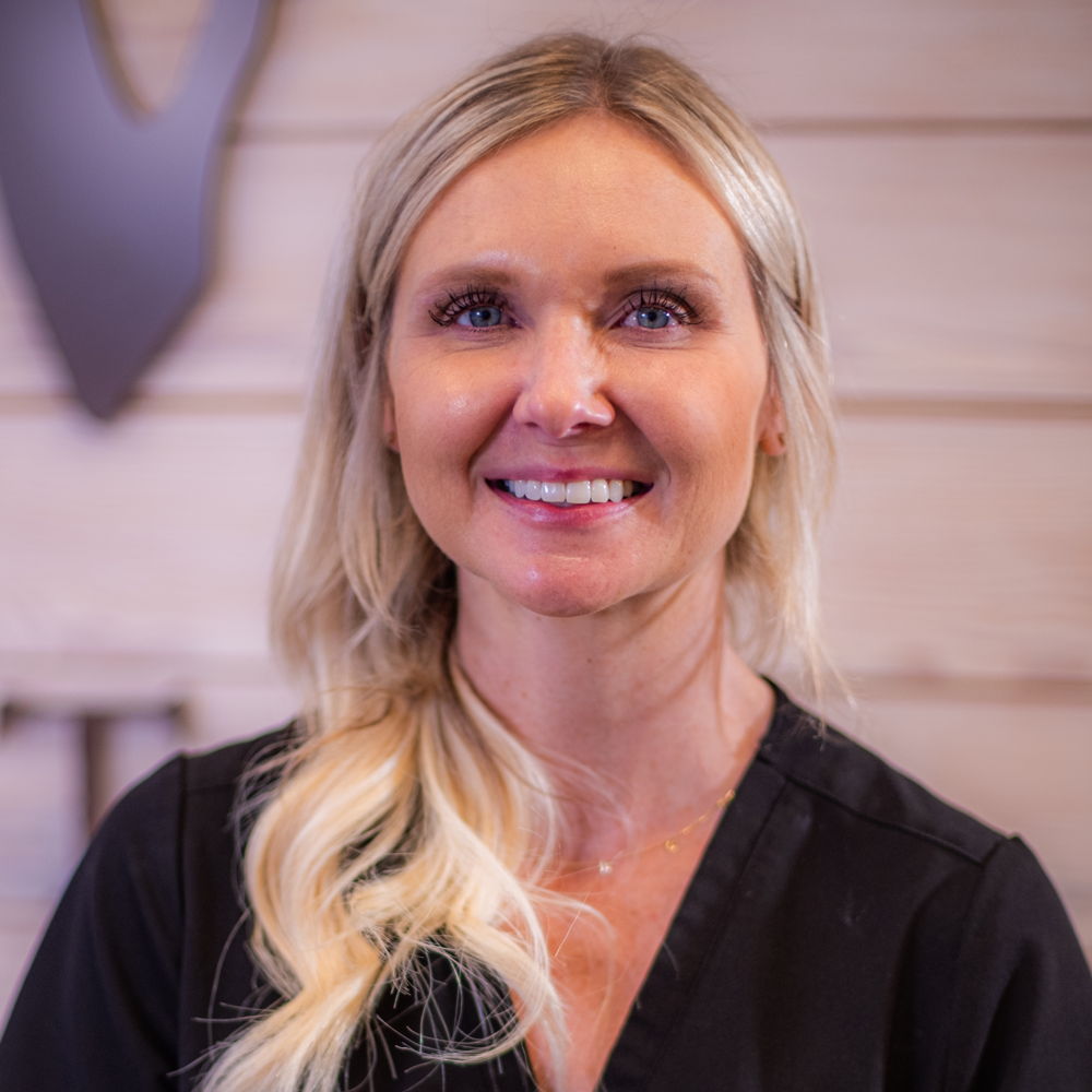 Dr. Carly Jonina Klassen D.D.S., Dentist