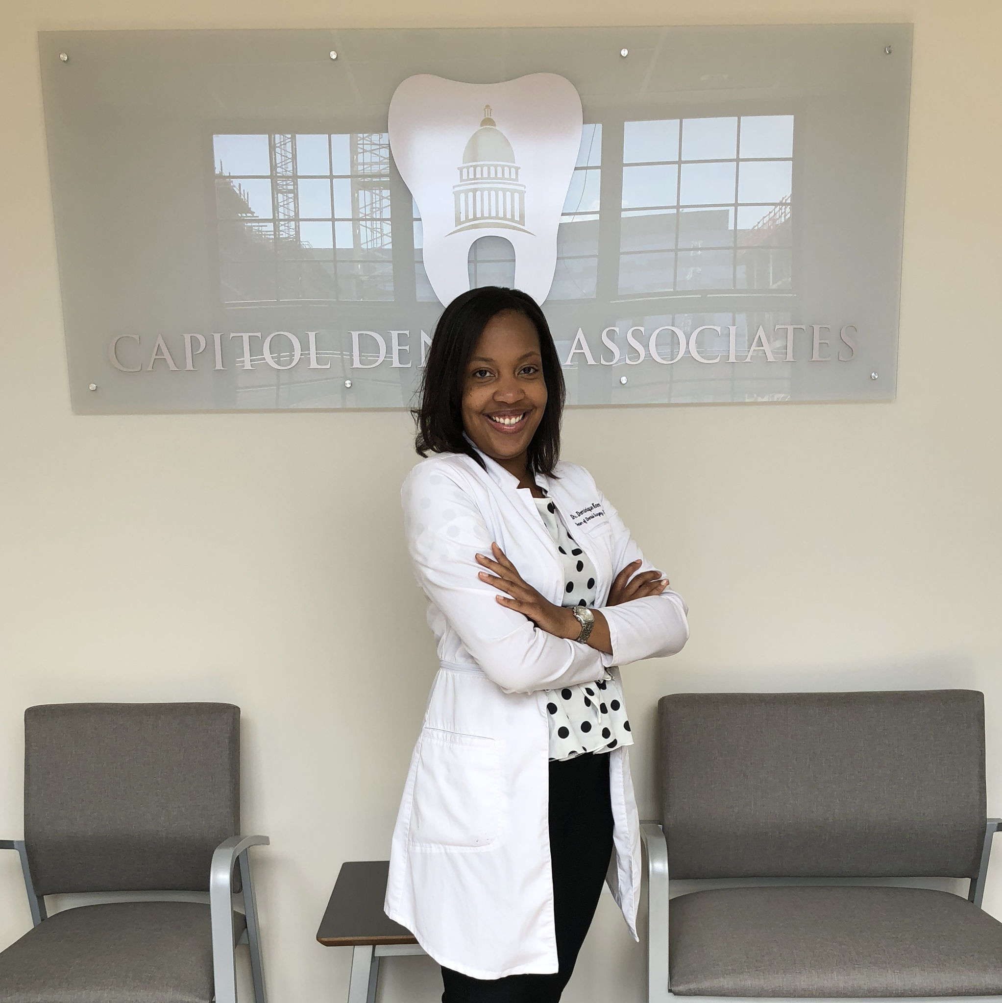 Dominique Knox, Dentist