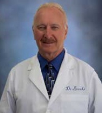 Dr. Dennis Mccrea Brooks CHIROPRACTOR, Chiropractor