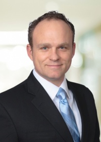 Dr. Uel Dean Hansen M.D., Orthopedist