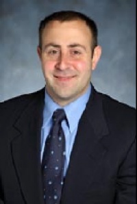 Alberto  Farah M.D.