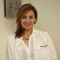 Dr. Naghmeh Navizadeh, Dentist