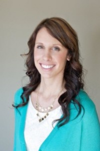 Dr. Tara Anne Osterholz D.C, Chiropractor