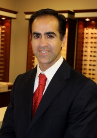 Dr. Navin Hiralal Tekwani MD, Ophthalmologist