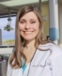 Lisa Ann Symonds DDS, Dentist