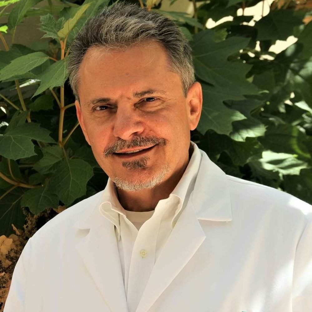 Robert  Albanese Jr. MD