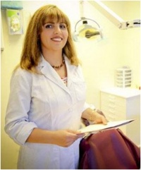 Seyedeh Farnaz Ghazanfari D.M.D, Dentist