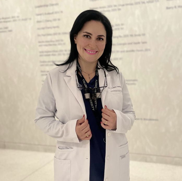 Dr. Andrea Benitez, DDS, Periodontist