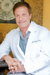 Dr. Vitor F Weinman M.D.