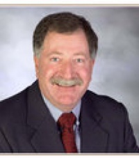 Dr. Richard L Moss DDS, Dentist