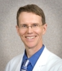 Dr. Stanley Vriezelaar M.D., Internist