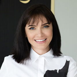 Alina Solomiych, Dentist