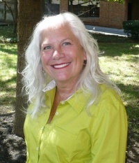 Dr. Ellen  Shemancik DMD