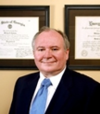 Dr. William T Lohmann DDS, Dentist