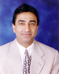 Dr. Hemant Kapadia DDS, Endodontist