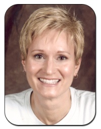 Dr. Kristen  Eklund DDS