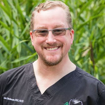 Jason D. Henderson, DDS, Dentist