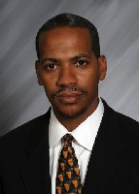 Dr. Calvin A Washington M.D., Family Practitioner