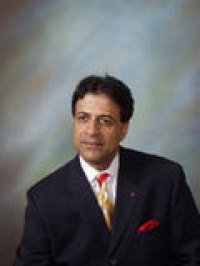 Dr. David M Momtaheni D.M.D., Oral and Maxillofacial Surgeon