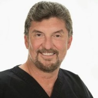 Dr. Manuel M Pena M.D., Plastic Surgeon