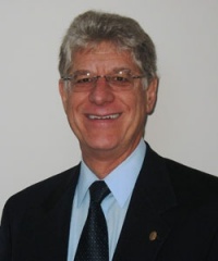 Dr. Robert Behrendt Malek D.D.S., Dentist