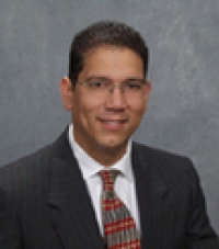 Dr. Jose O Santiago MD, Internist