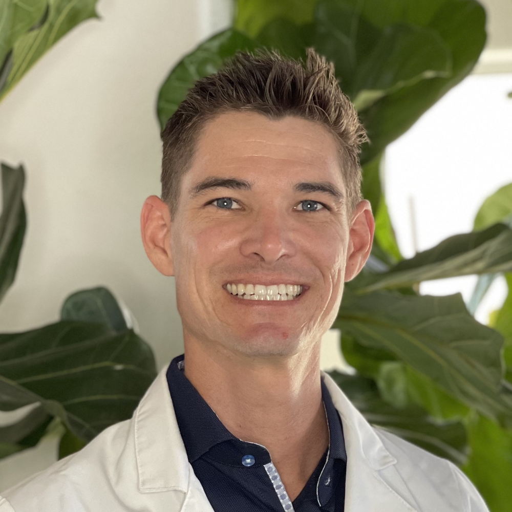Dr. Evan Hamilton, DC, Chiropractor