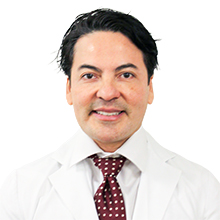 Dr. Julio E Chinchilla DDS, Dentist