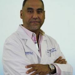 Dr. Dr. Lenny Ramirez, Podiatrist (Foot and Ankle Specialist)