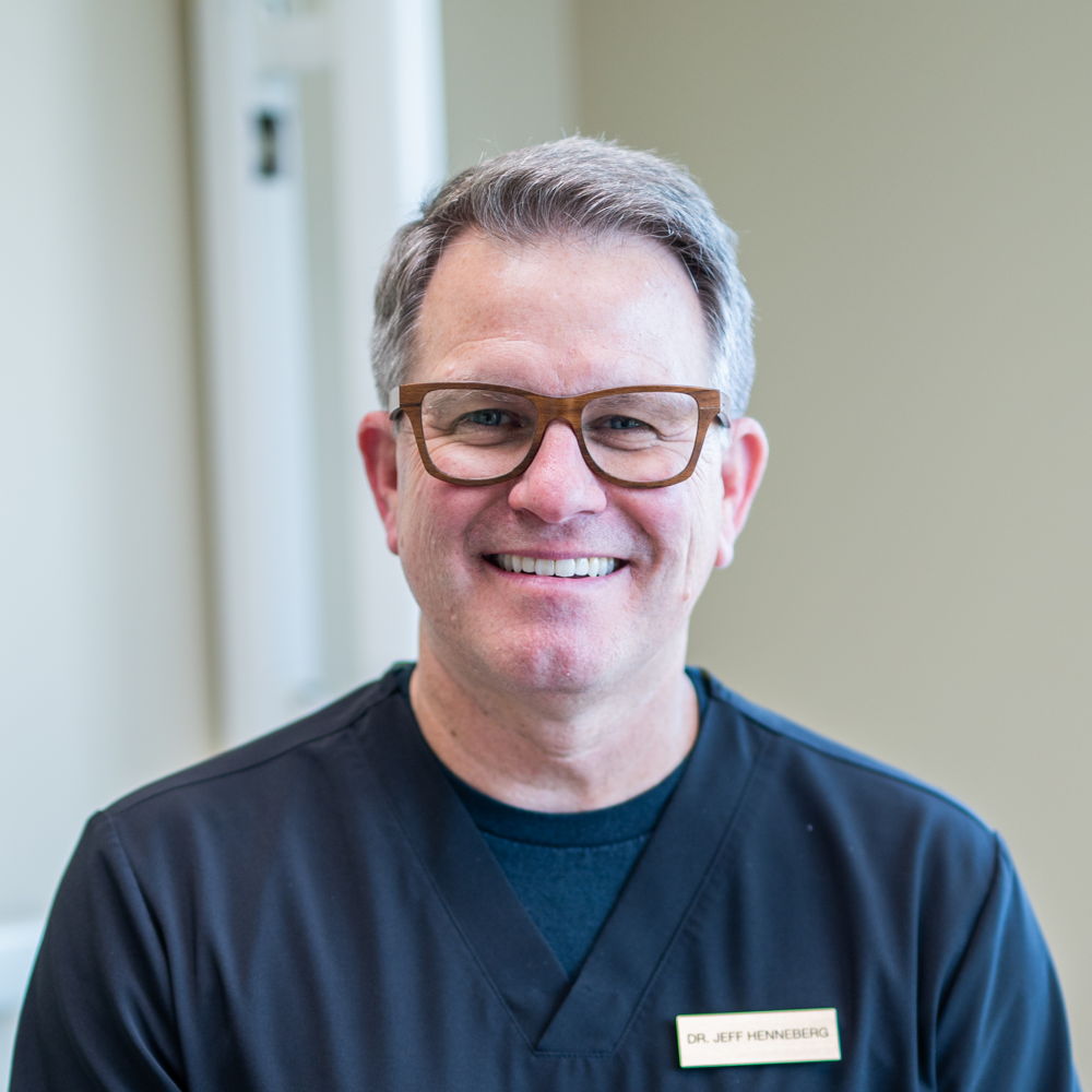 Dr. Jeffrey J Henneberg DDS