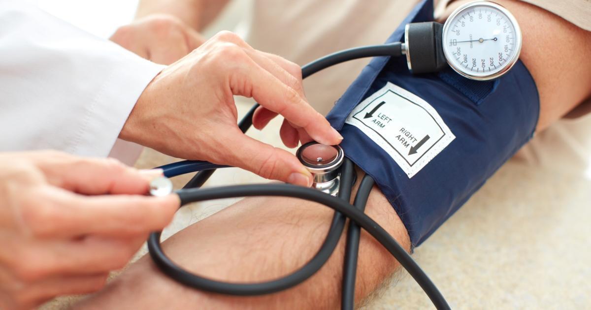 https://www.findatopdoc.com/var/fatd/storage/images/_aliases/fb_thumb/healthy-living/does-hypertension-have-warning-signs/333077-2-eng-US/Does-Hypertension-Have-Warning-Signs.jpg